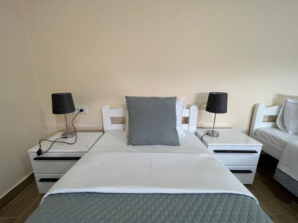 Motel Restoran Sunce Sremska Kamenica ภายนอก รูปภาพ
