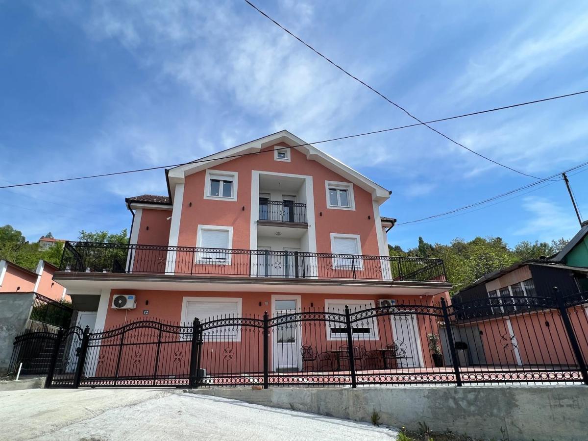 Motel Restoran Sunce Sremska Kamenica ภายนอก รูปภาพ