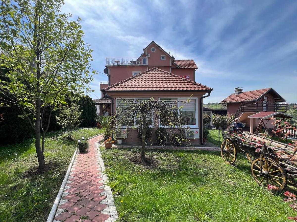 Motel Restoran Sunce Sremska Kamenica ภายนอก รูปภาพ