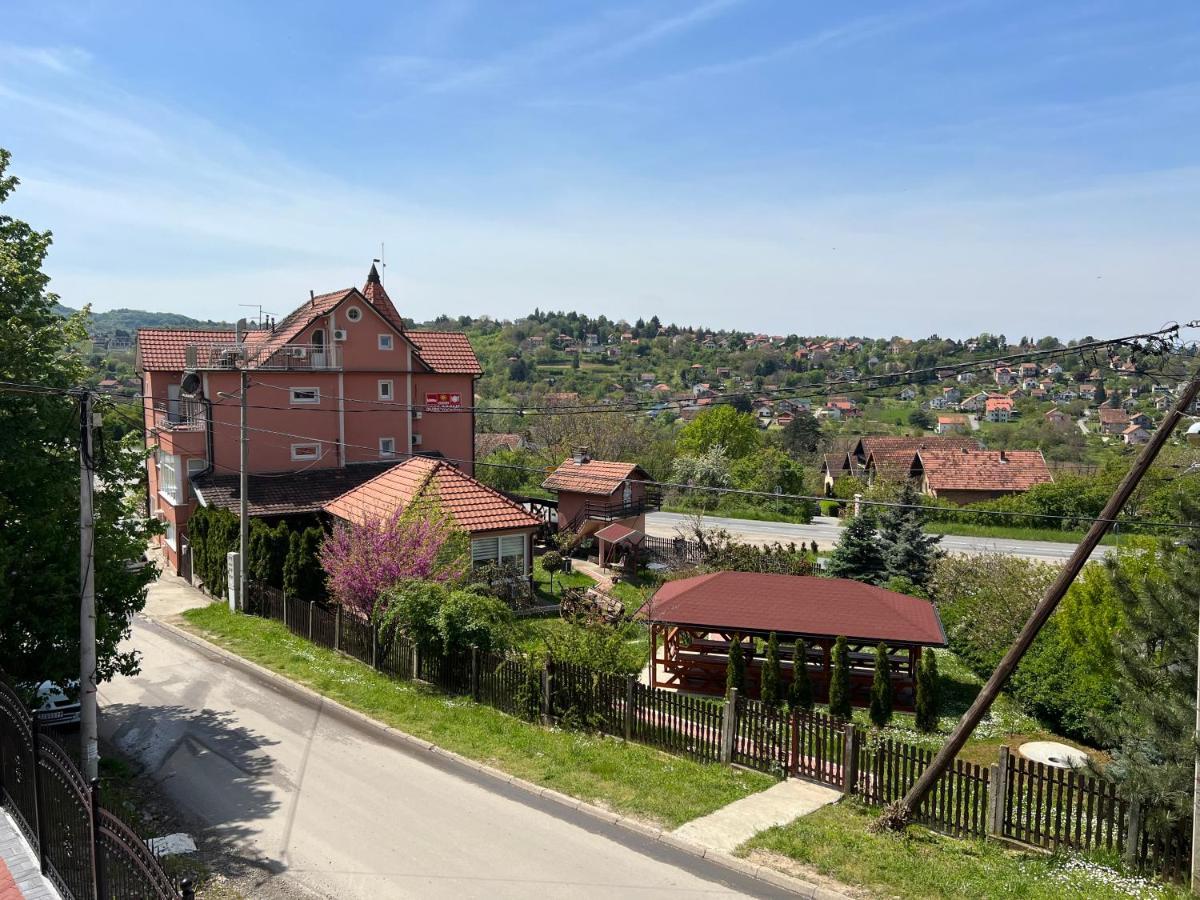Motel Restoran Sunce Sremska Kamenica ภายนอก รูปภาพ