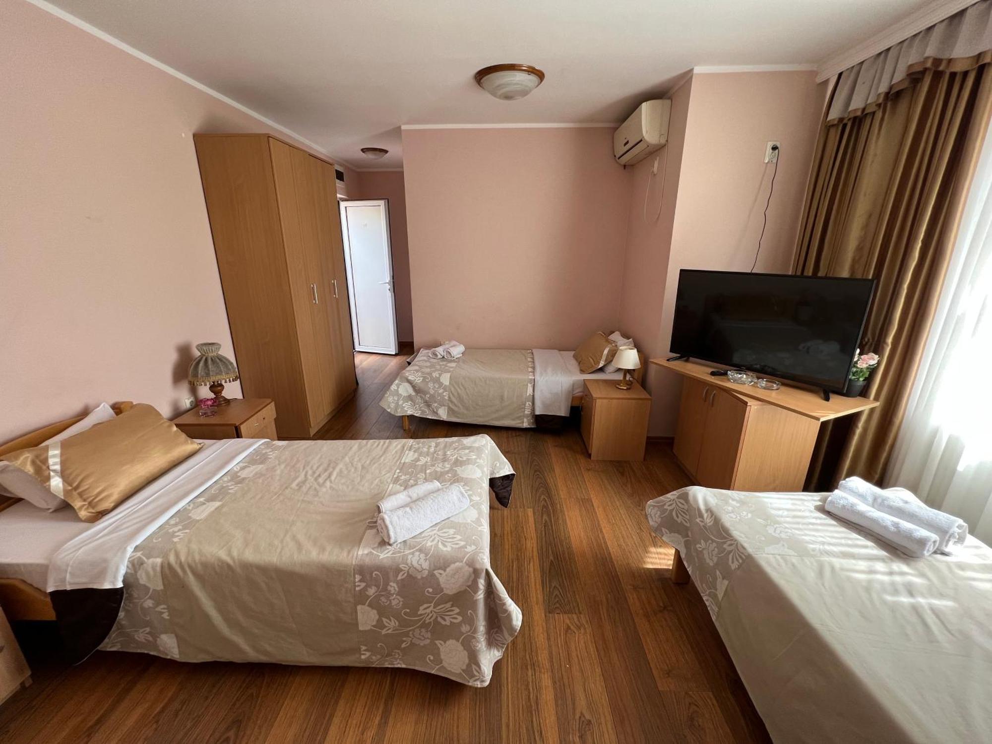 Motel Restoran Sunce Sremska Kamenica ภายนอก รูปภาพ